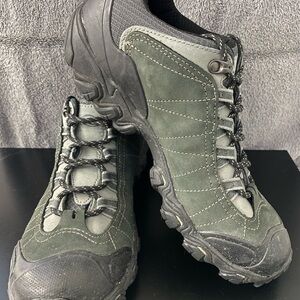 Men's Gray Hiking or utility Shoe